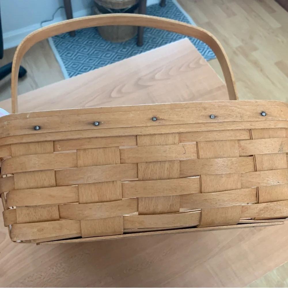 Longaberger rare pie or berry basket large size 1996 vintage